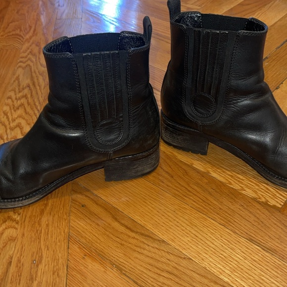 Chanel Black Leather Chelsea Booties - Picture 3 of 9